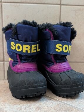 Sorel Navy and Purple Little Kids Winter Boots size 6